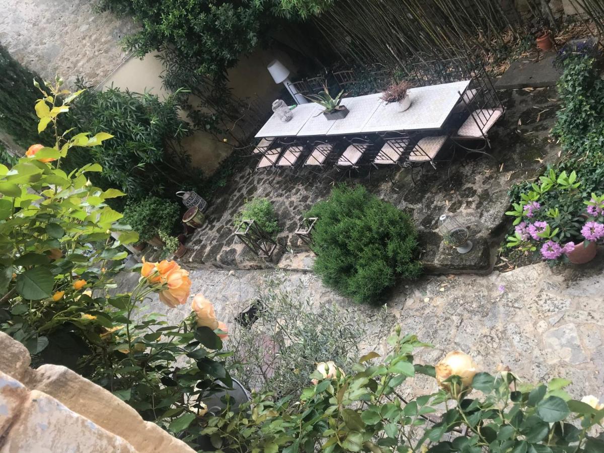 Les Aiguieres En Provence Bed & Breakfast Suze la Rousse Bagian luar foto