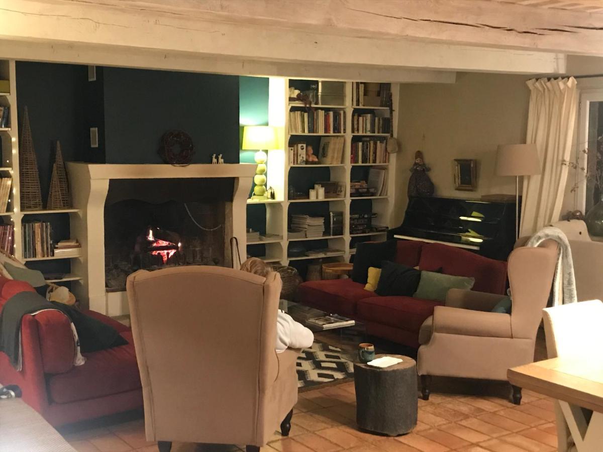 Les Aiguieres En Provence Bed & Breakfast Suze la Rousse Bagian luar foto