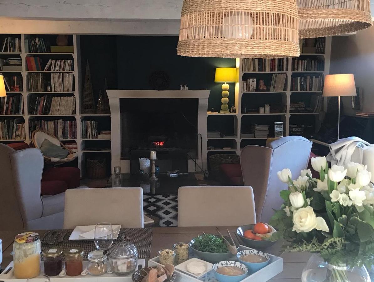 Les Aiguieres En Provence Bed & Breakfast Suze la Rousse Bagian luar foto