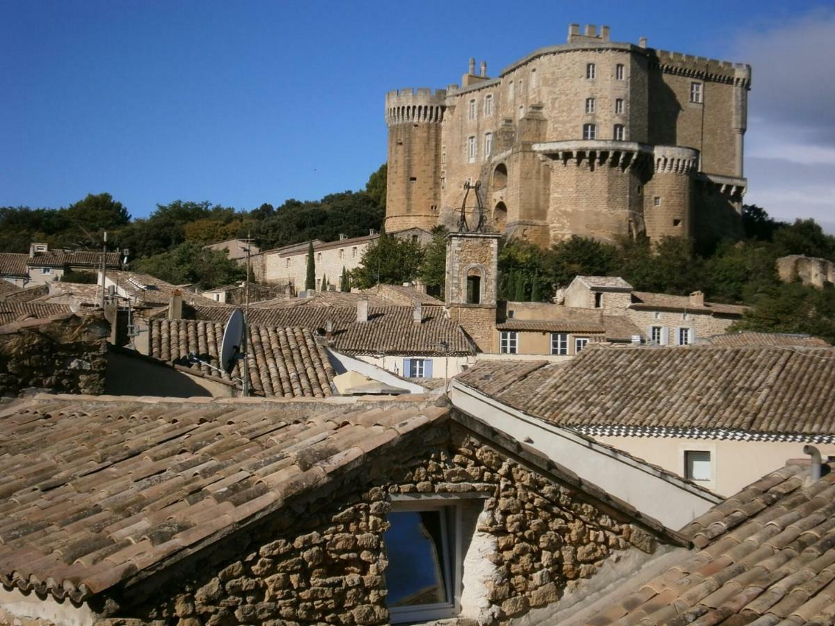 Les Aiguieres En Provence Bed & Breakfast Suze la Rousse Bagian luar foto