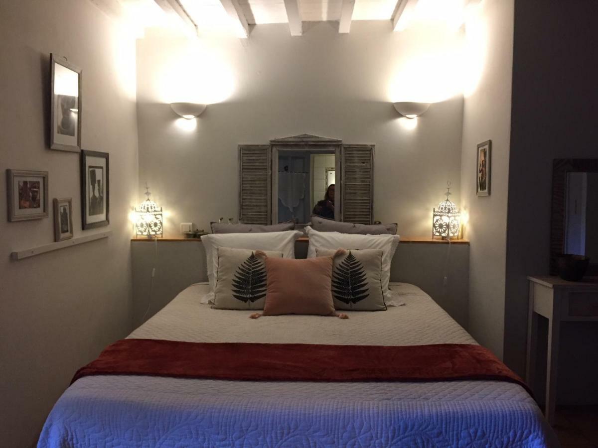 Les Aiguieres En Provence Bed & Breakfast Suze la Rousse Bagian luar foto