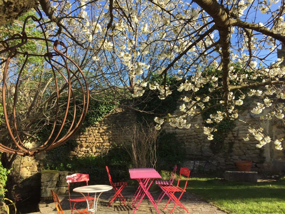 Les Aiguieres En Provence Bed & Breakfast Suze la Rousse Bagian luar foto